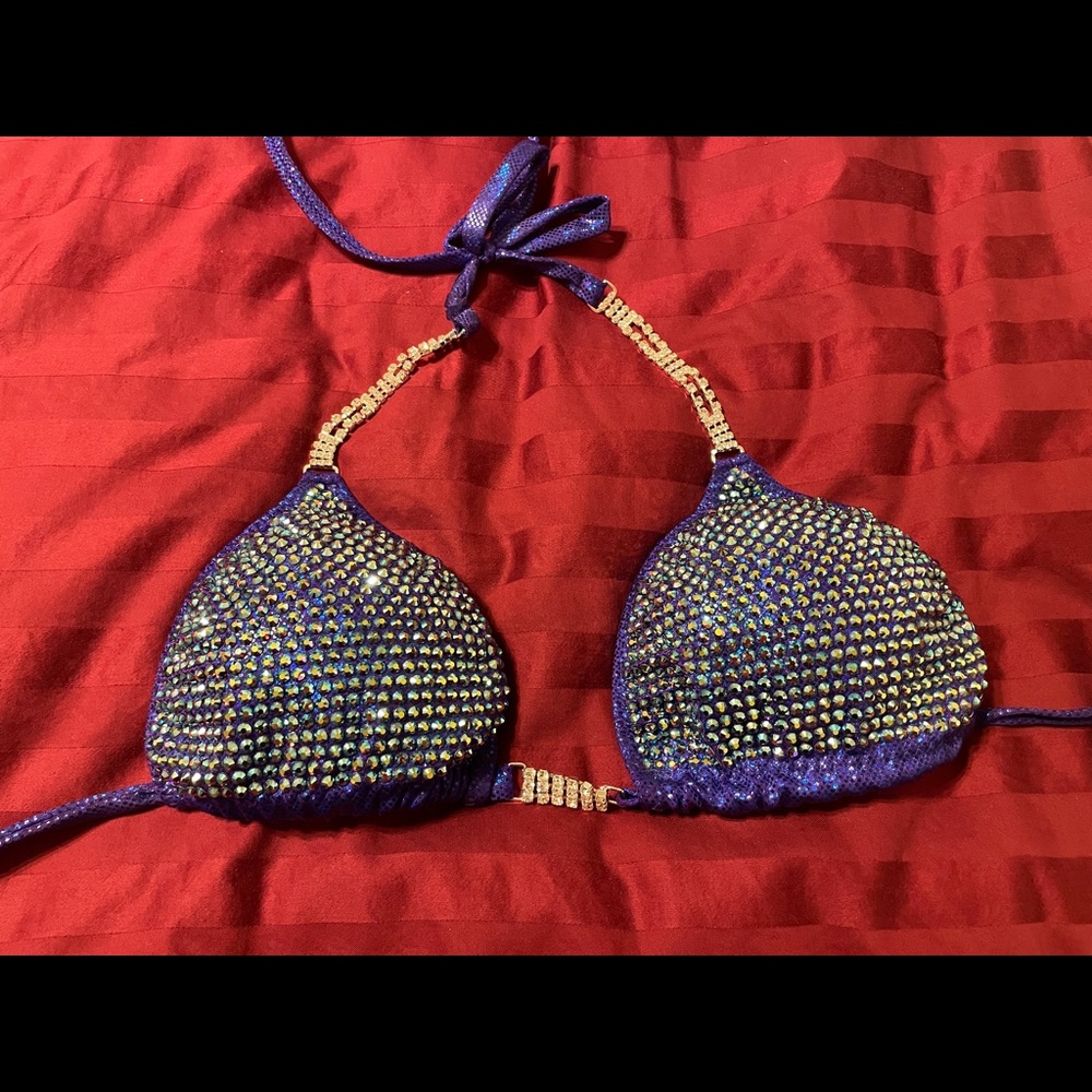 CJ’s NPC bikini